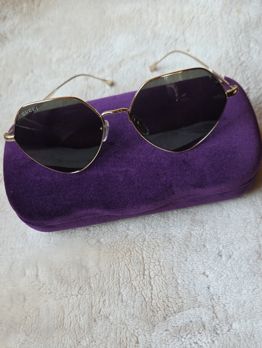 Gucci Gold Frame Dark Gray Lens Women's Sunglasses